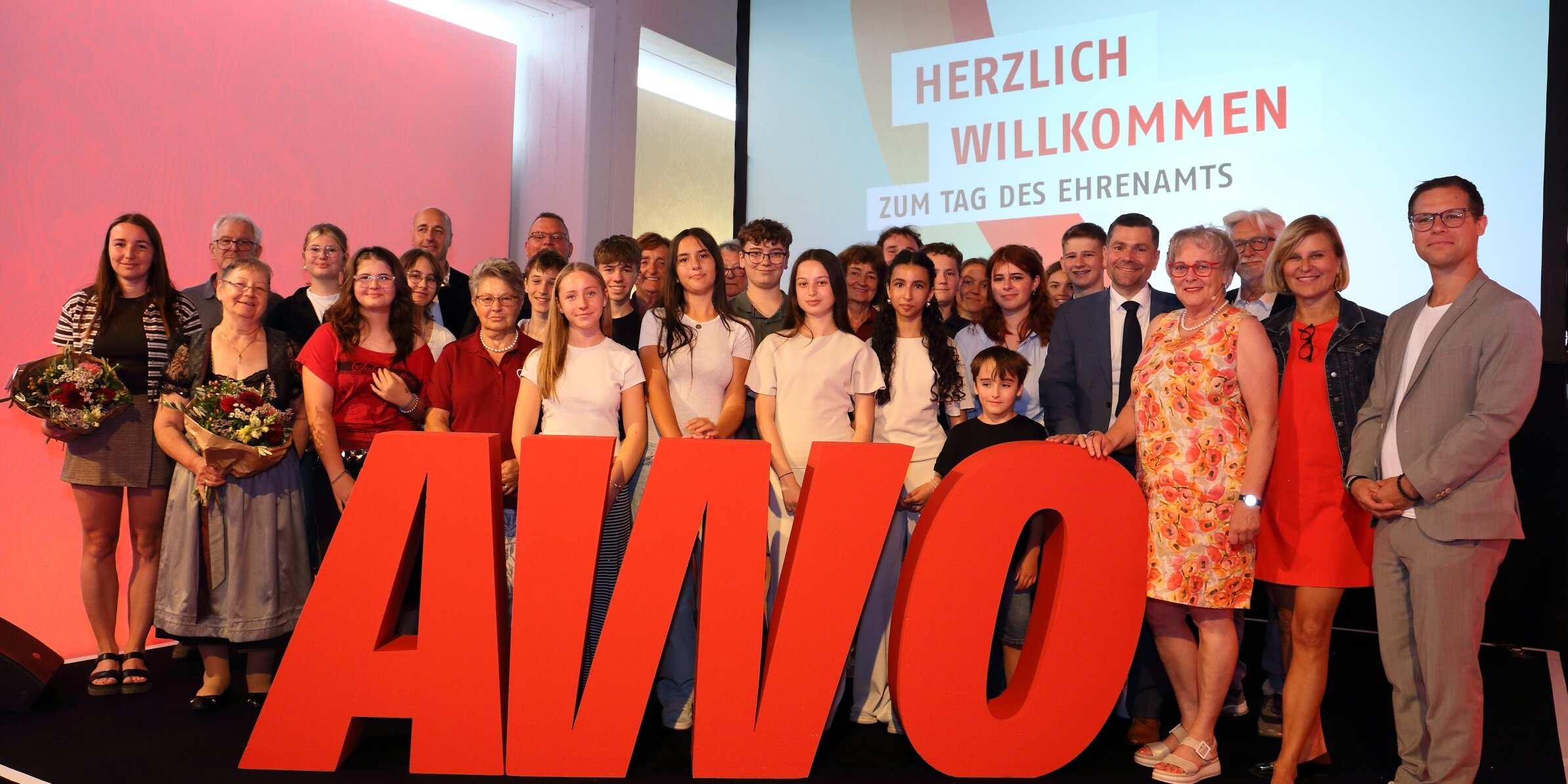 Tage des Ehrenamts 2026: Gruppenbild Preisträger und Preisträgerinnen
