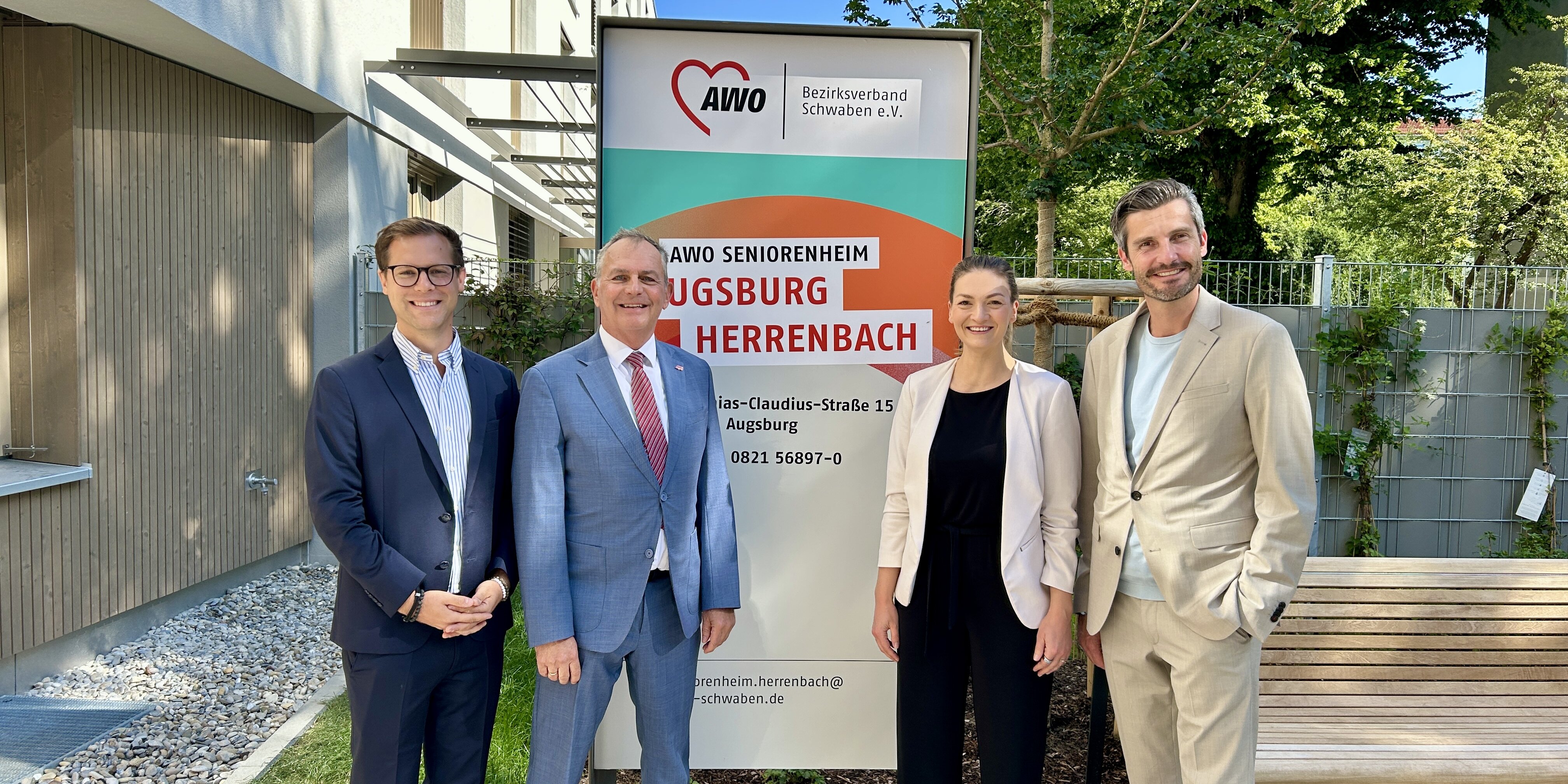 Einweihung AWO Seniorenheim Augsburg-Herrenbach, Gruppenbild: Frederik Hintermayr, Dieter Egger, Judith Gerlach, Dirk Wurm